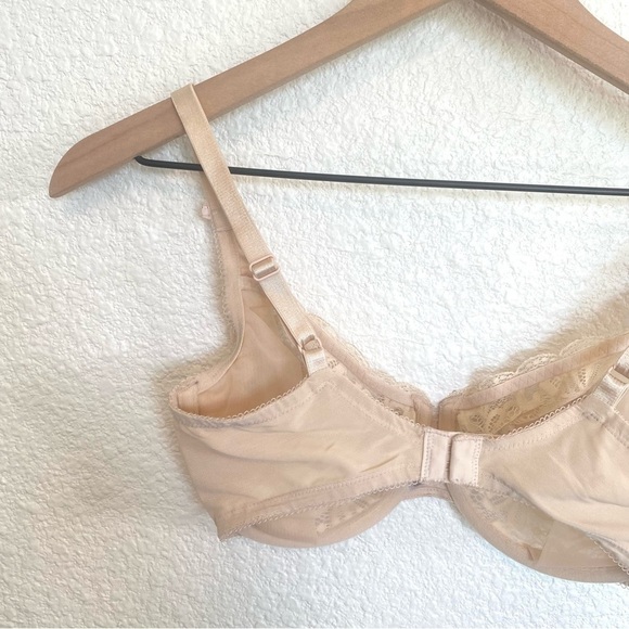 Wacoal Semi Sheer Cream Floral Lace Beige Tan Cream Bra Lightweight Size: 32DDD - Picture 9 of 11
